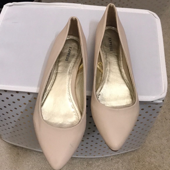 Nude blush pointed flats Size 7 - Picture 2 of 8